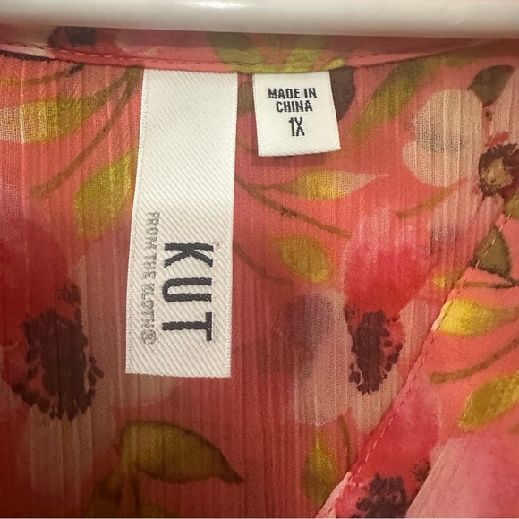 Kut From The Kloth Women’s Button Down Sheer Blouse Top Floral Pink Size‎ 1X - Picture 3 of 7
